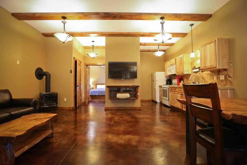 הומר Baycrest Lodge מראה חיצוני תמונה