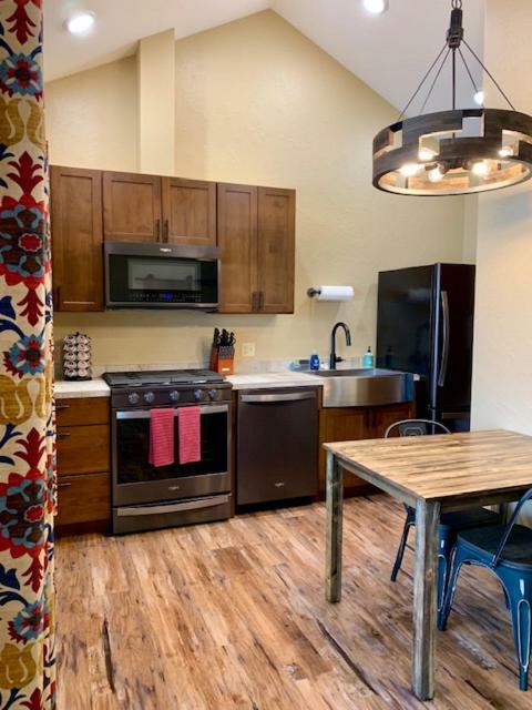 הומר Baycrest Lodge מראה חיצוני תמונה